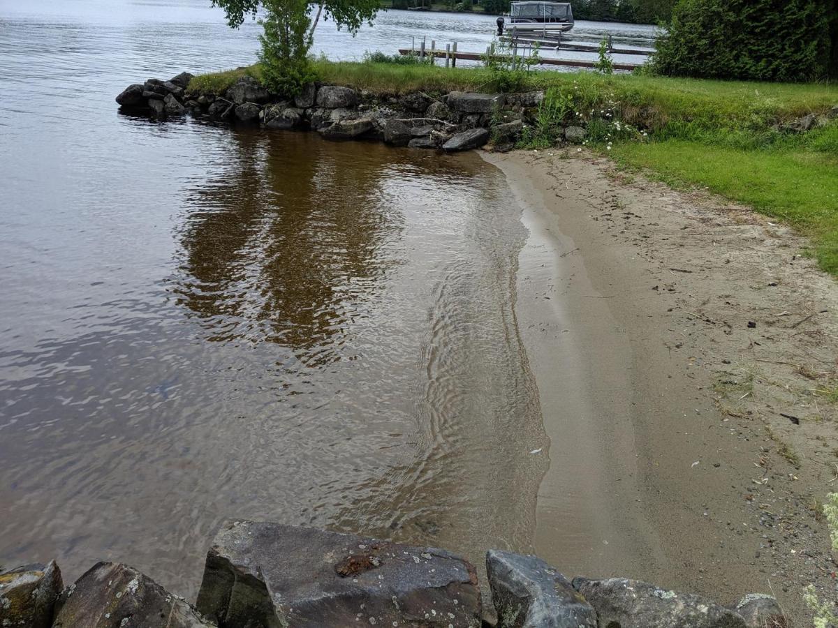 La Grange Sur Le Lac App A Et B Saint Romain Exterior foto